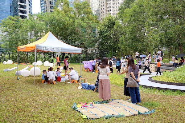 活動的社區遊戲環節獲香港東區婦女福利會幼兒園的親子家庭親臨參與。