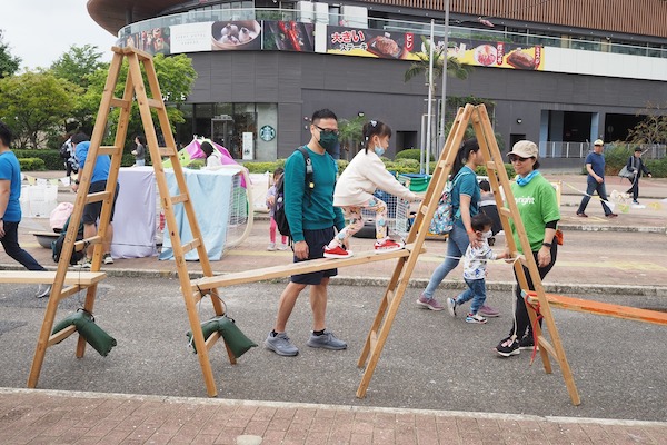 在海濱事務委會的支持下，智樂Pop Up 二份一遊樂場及小型互動體驗站於2022年12月至2023年12月在前紅磡碼頭巴士總站空地（鄰近黃埔花園）舉行。