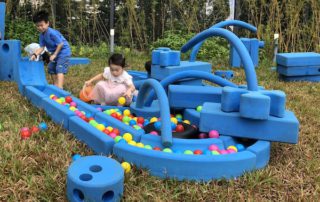 Imagination Playground：透過不同形狀的配件，讓小朋友發揮想像及創意，自由拼砌出獨一無二的遊戲，隨意變化不同玩法。