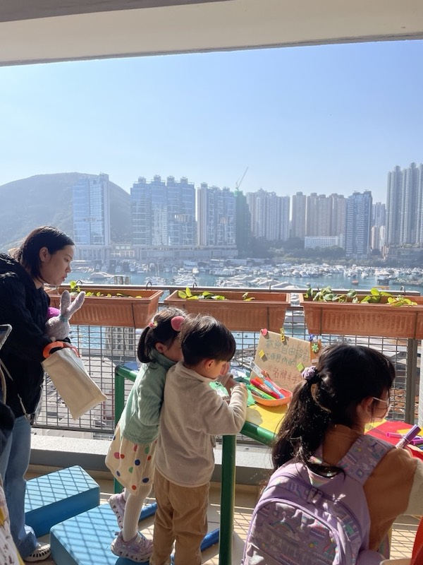 在臨海美景下製作小醫生名牌，只剩下2025年2月16日這一天！