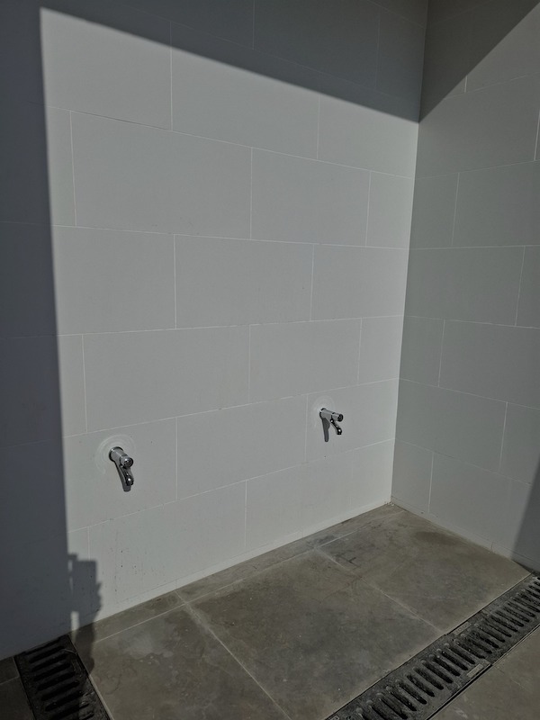 🚿戶外洗腳池，方便玩沙玩泥後提腿清洗乾淨