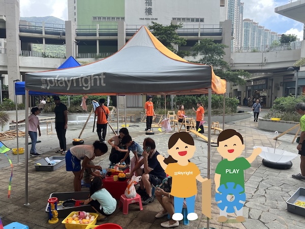 「智樂遊戲谷」的多元環節得以順利舉行，全靠穿上綠衣的街坊義工和家長義工，齊來成果展，為義工們加油！