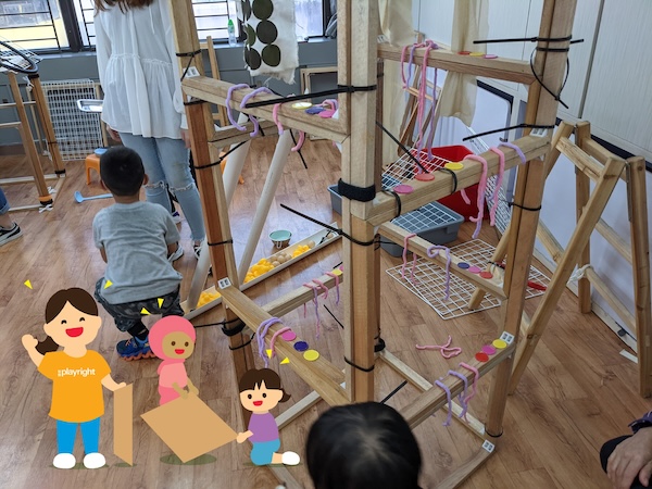 現場特備社區遊戲常見的木框遊戲，隨意任玩。