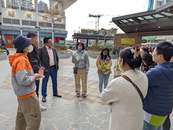 街坊義工在「遊戲熱點」活動完結後分享感受，表現個人能力之餘，也接收了不少區內街坊的聲音，助人又利己。