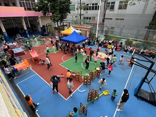 有地區伙伴開放校園，滿足校內學生兼當區街坊的遊戲需要。